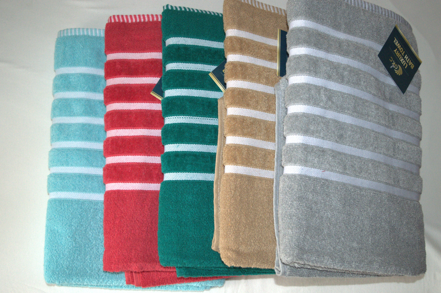 Super Sized Bath Towel 60"X 30" Super Thick , Durable, Cotton Poly Blend