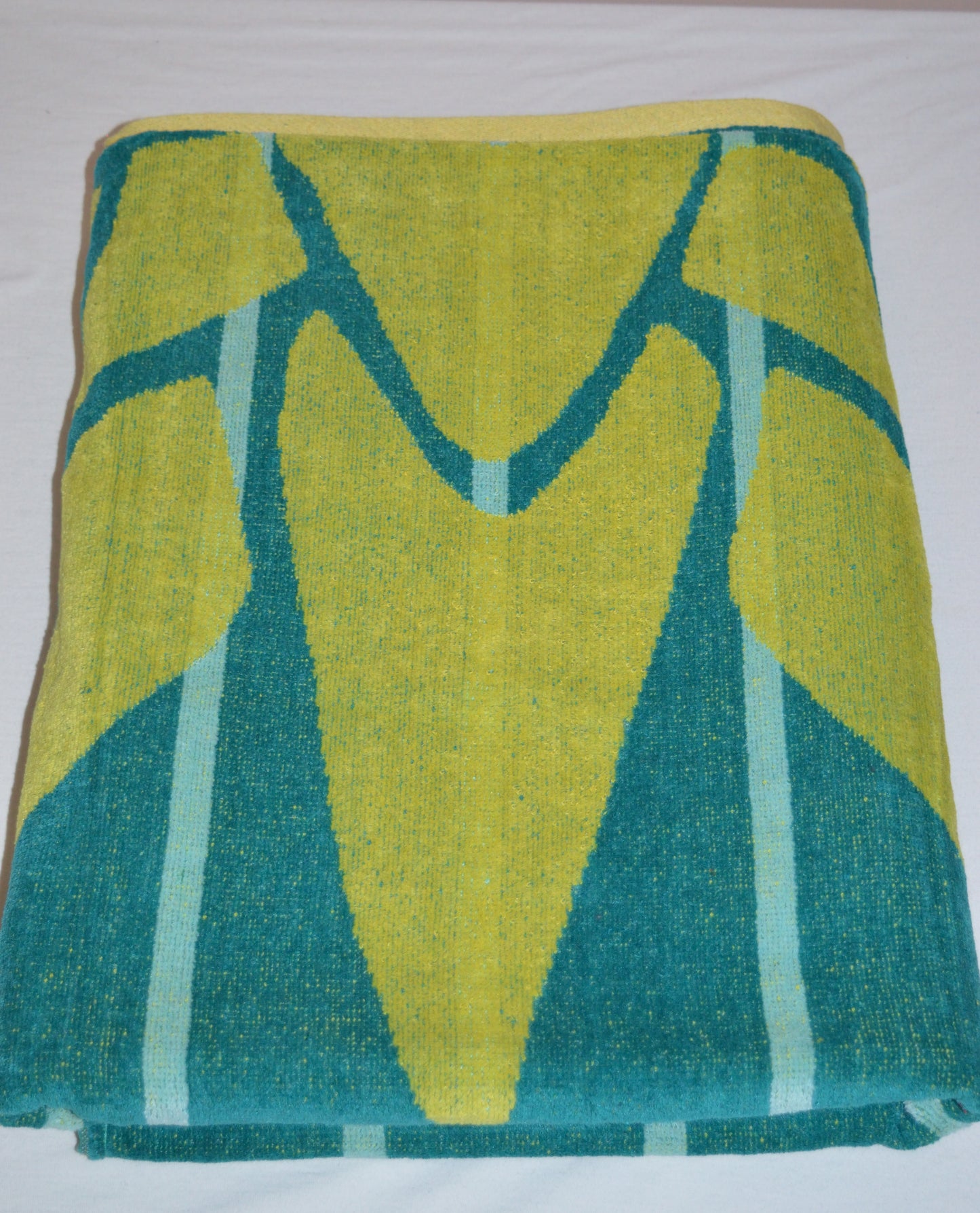 Oversized Velour Beach Towels, 70 x 40 inches, Suber Soft, Extra Thick Long-lasting durability, Super Large